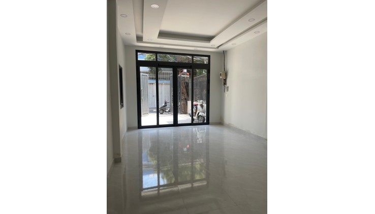 Hiếm có căn thứ 2 Mặt tiền hẻm kinh doanh Tạ Quang Bửu 6x22 chỉ 12 tỷ 7